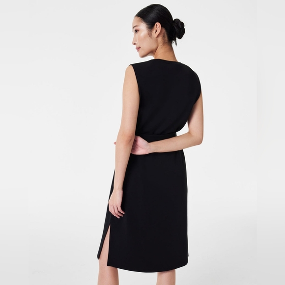 NWT SPANX Air Essentials Belted Tie Waist Tank Dress Black M - Picture 4 of 11